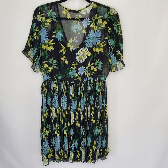 Zara Floral Print Mini Dress Pleated Dark Floral - Picture 14 of 14